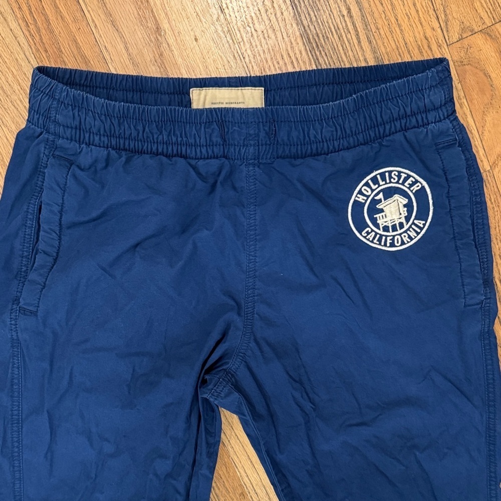 Hollister Blue Joggers with Logo Small - Picture 4 of 10
